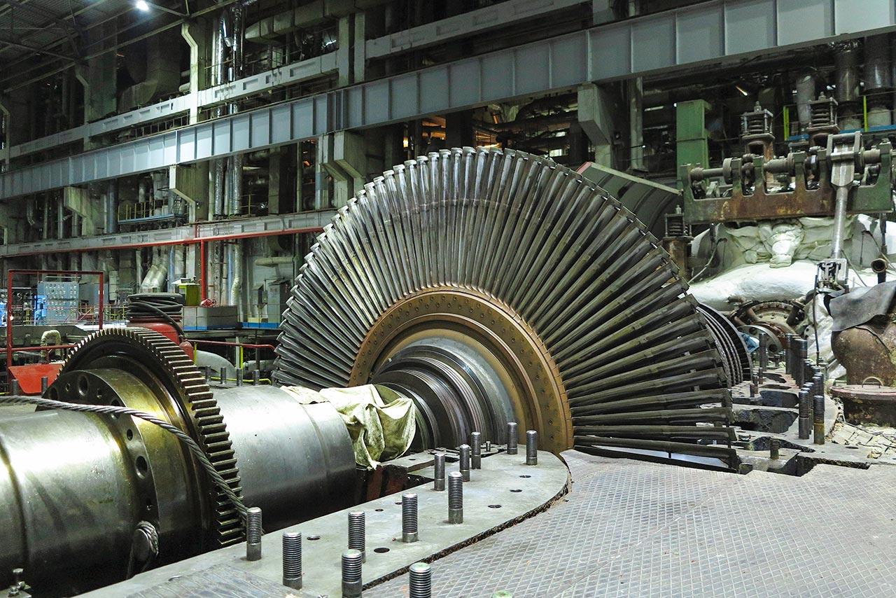 Disassembled steam turbine under repair⁶